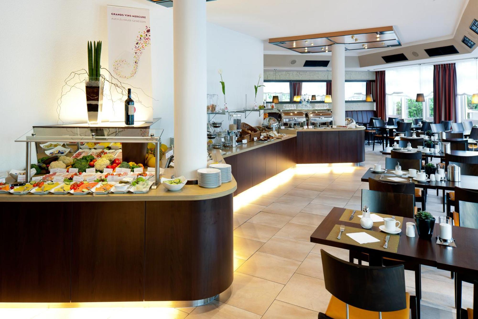 Mercure Hotel Duesseldorf Ratingen Restoran gambar